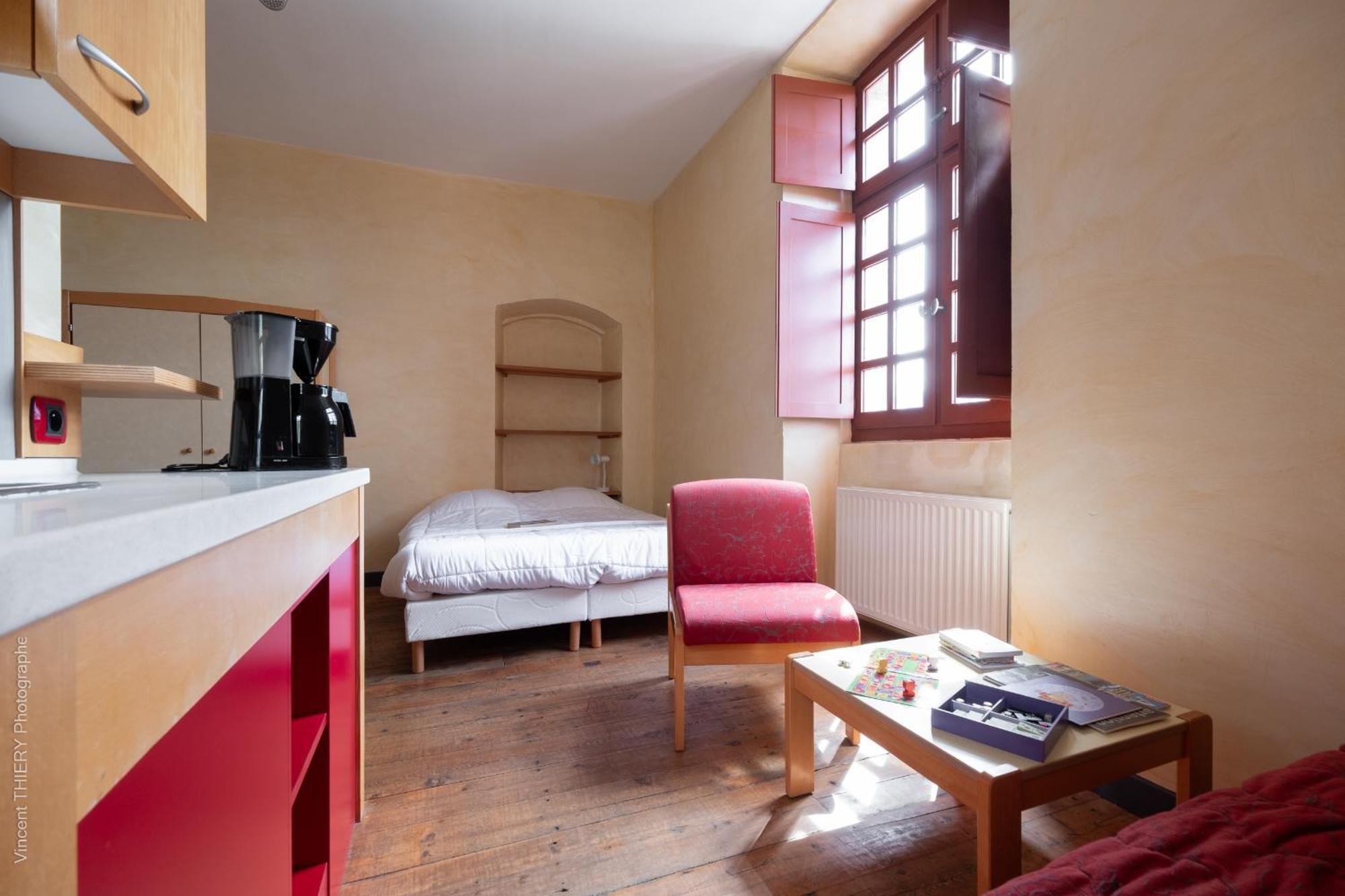Aparthotel Le Pavillon Des Officiers Mont-Dauphin Exterior foto